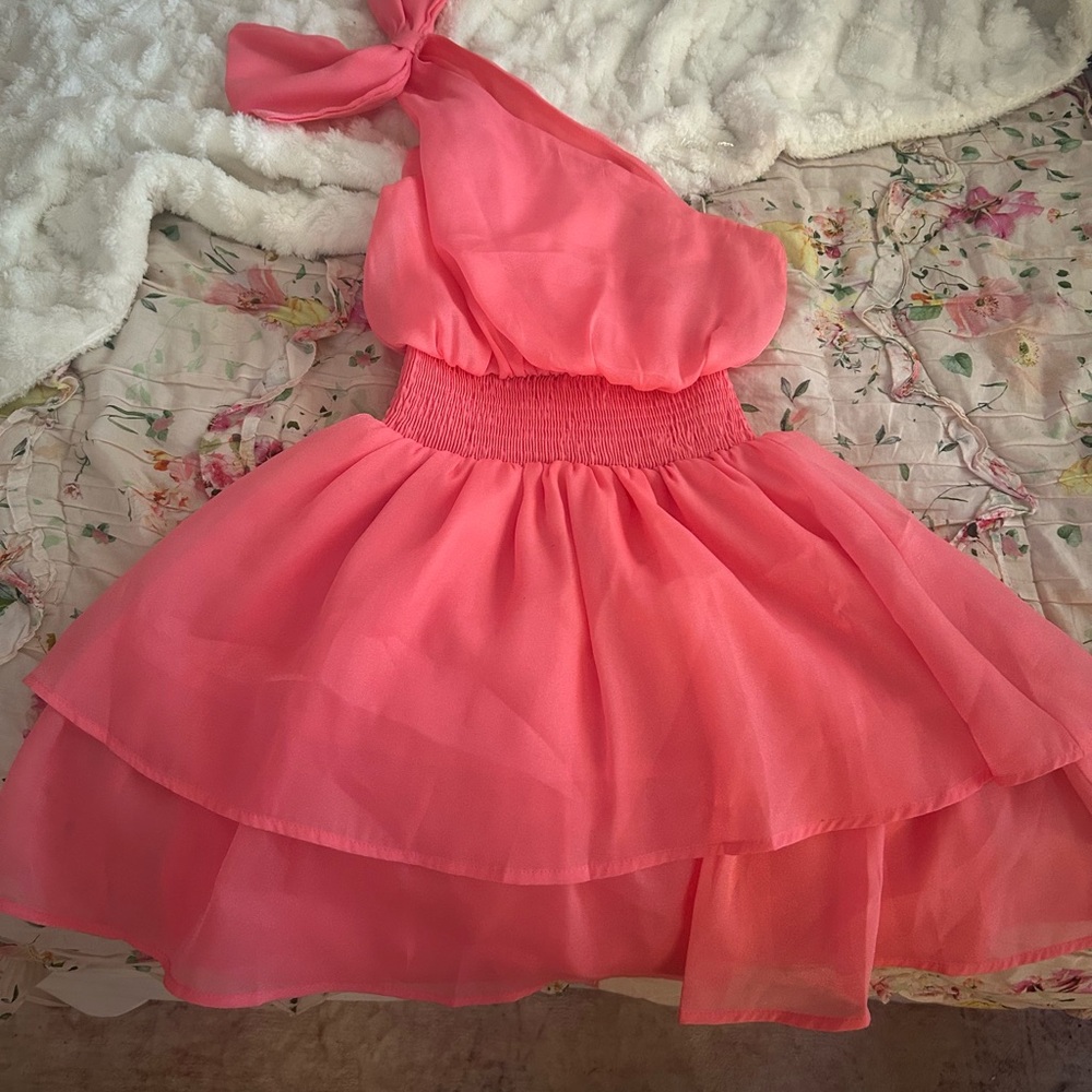 Main Strip Pink One Shoulder Dress